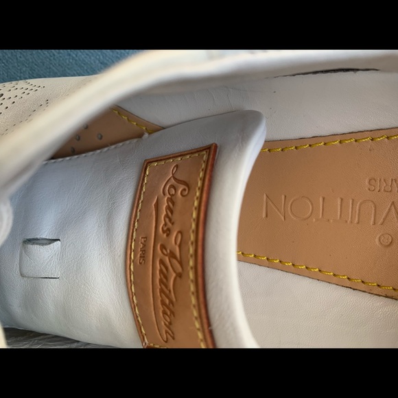 Louis Vuitton LV Monogram White Leather Sneakers. Great condition! Size 39.5 - Picture 3 of 10